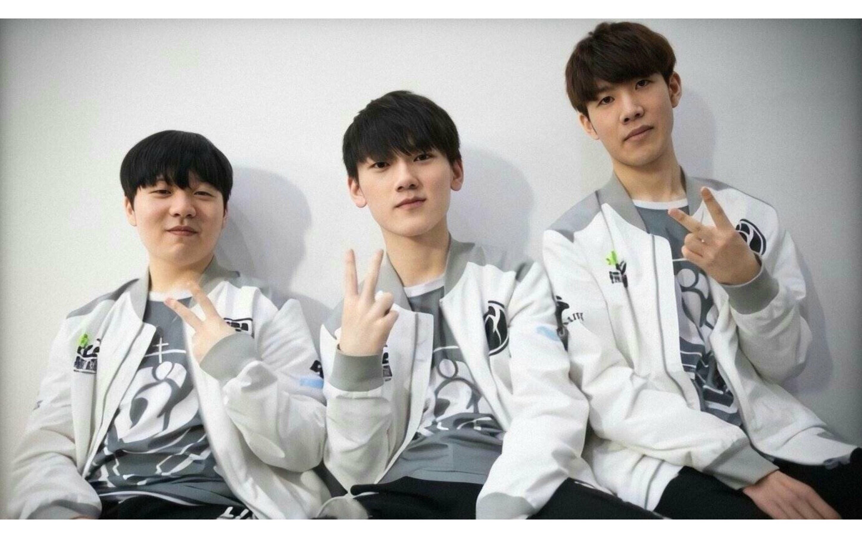 又带着些许 又带着些许