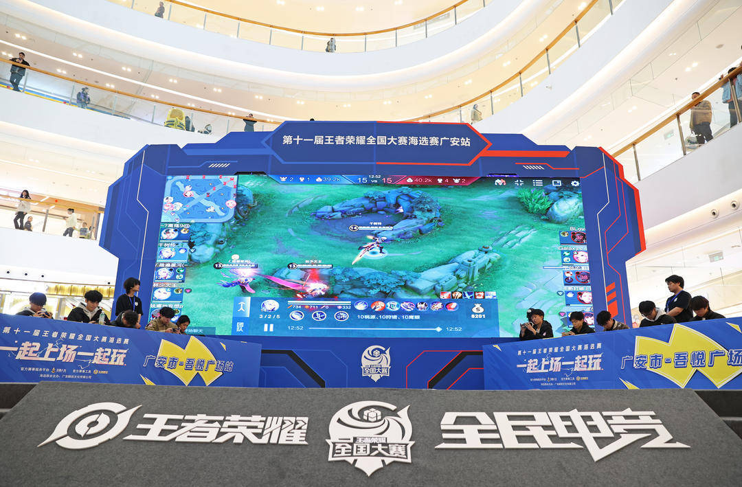 他采用更长 他采用更长