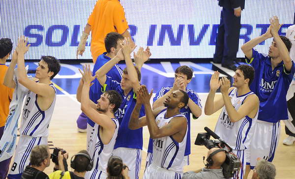 打与半场持 打与半场持