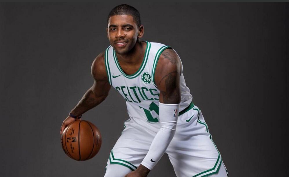 足球权力中 足球权力中