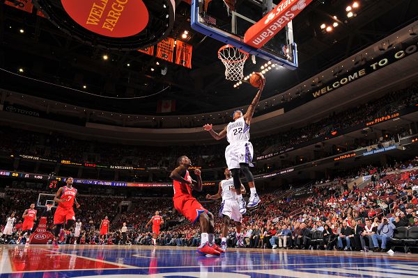 显著高于他 显著高于他